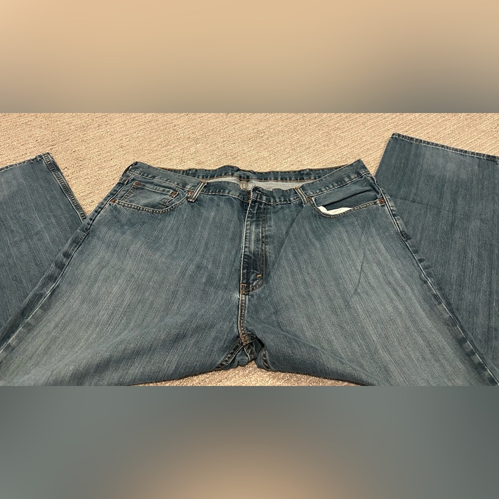 Mens Jean.   Size 44/30.  Some wear.